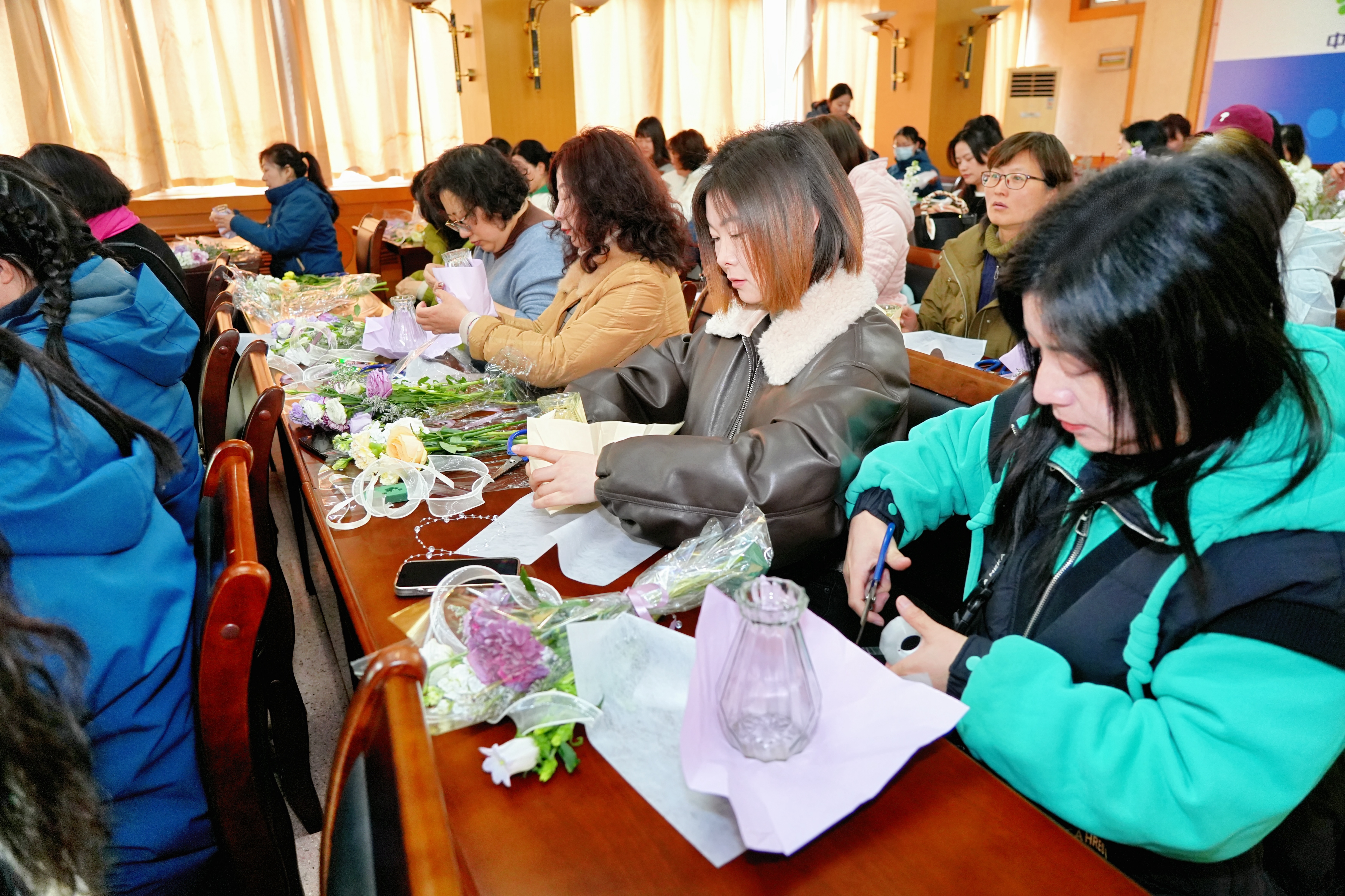 凝聚“她”力量  攜手綻芳華 ——襄陽中環(huán)水務(wù)有限公司開展“三八”婦女節(jié)主題系列活動(dòng)